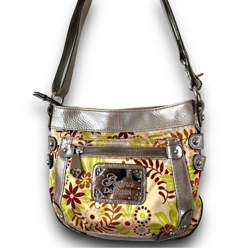 GENNA De Rossi Cottage-core Floral Patterned Purse With Silver Accent